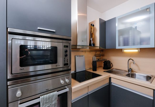 Studio in Roma - Amazing Penthouse with Terrace by Caracalla Studio in Roma - Amazing Penthouse with Terrace by Caracalla
