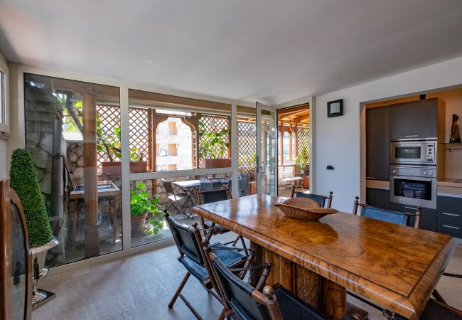 Studio in Roma - Amazing Penthouse with Terrace by Caracalla Studio in Roma - Amazing Penthouse with Terrace by Caracalla