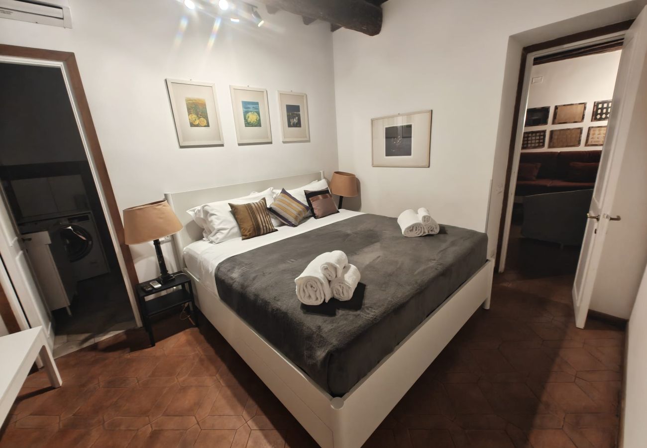 Apartment in Rome - Lovely Navona Apartment