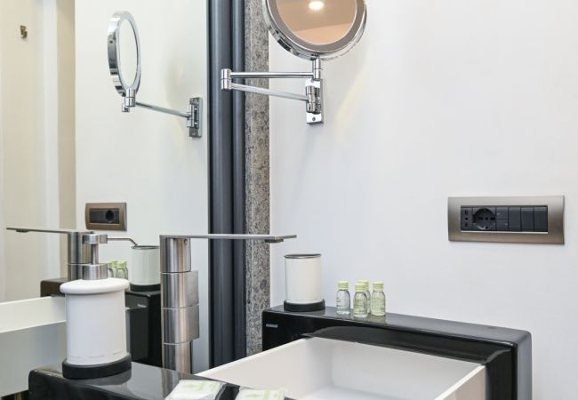 Studio in Roma - The Essential - Trastevere Design Studio Studio in Roma - The Essential - Trastevere Design Studio