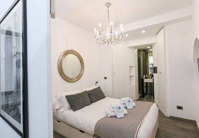 Studio in Roma - The Essential - Trastevere Design Studio Studio in Roma - The Essential - Trastevere Design Studio