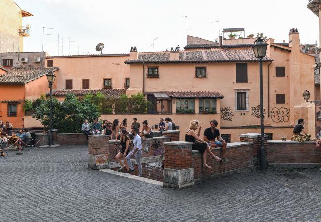 Studio in Roma - The Essential - Trastevere Design Studio Studio in Roma - The Essential - Trastevere Design Studio