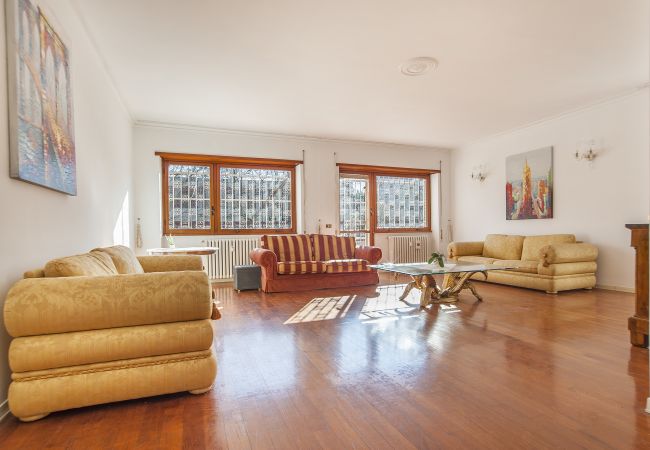 Apartment in Roma - EUR Luminous and Large Family Terrace Apartment Apartment in Roma - EUR Luminous and Large Family Terrace Apartment