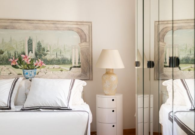 Apartment in Roma - Monti Romantic Sunshine Maisonette Apartment in Roma - Monti Romantic Sunshine Maisonette