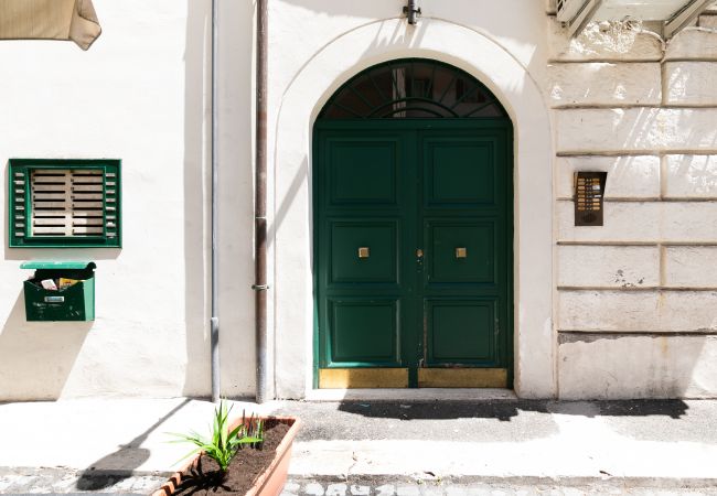 Apartment in Roma - Monti Romantic Sunshine Maisonette Apartment in Roma - Monti Romantic Sunshine Maisonette
