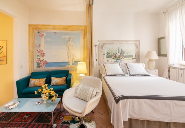 Apartment in Roma - Monti Romantic Sunshine Maisonette Apartment in Roma - Monti Romantic Sunshine Maisonette