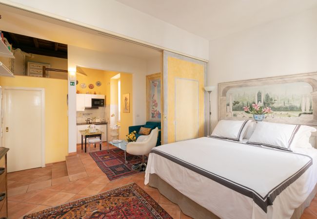 Apartment in Roma - Monti Romantic Sunshine Maisonette Apartment in Roma - Monti Romantic Sunshine Maisonette