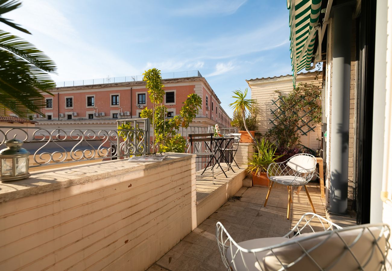 Apartment in Rome - Lovely Apartment with Terrace Rome City Center