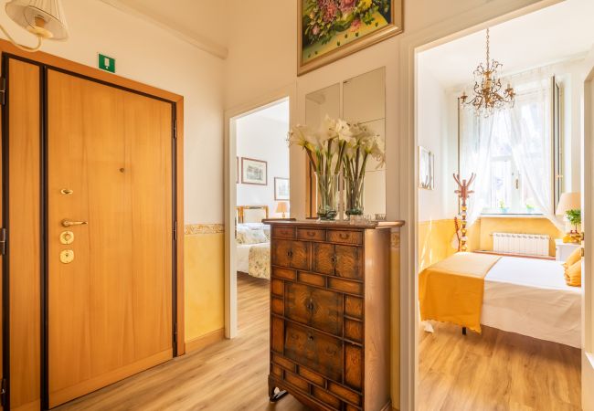 Apartment in Roma - Cozy & Chic 2BR Apt near Campo de’ Fiori/Navona Apartment in Roma - Cozy & Chic 2BR Apt near Campo de’ Fiori/Navona