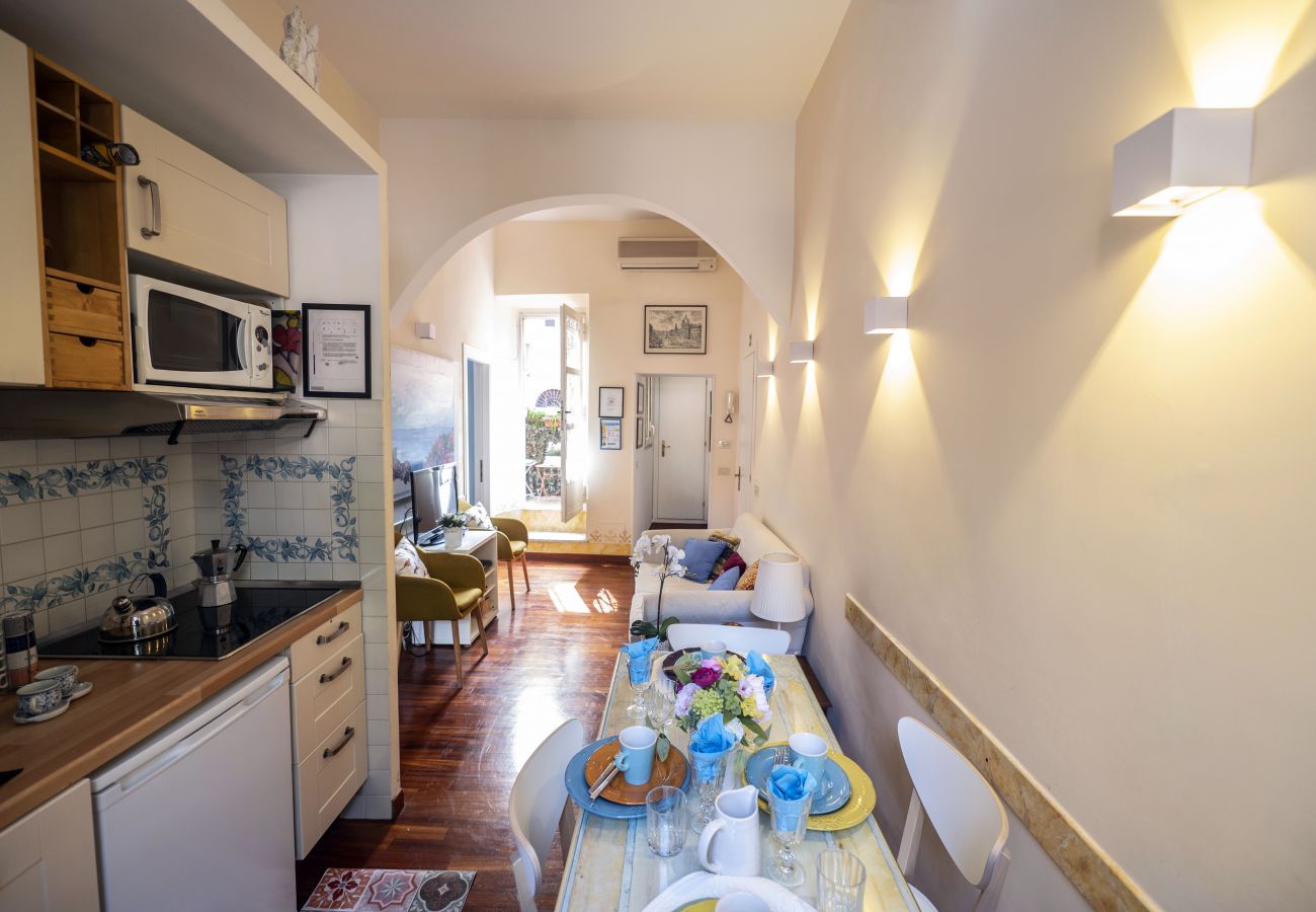 Apartment in Rome - Colosseum 2BR Elegance and Charm