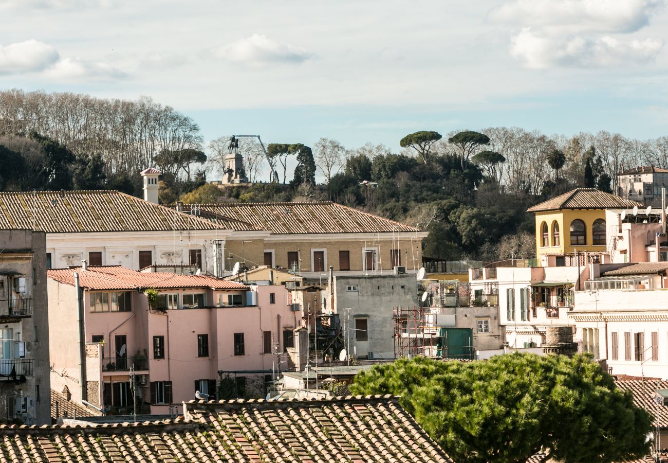 Apartment in Rome - The Trastevere Penthouse Experience