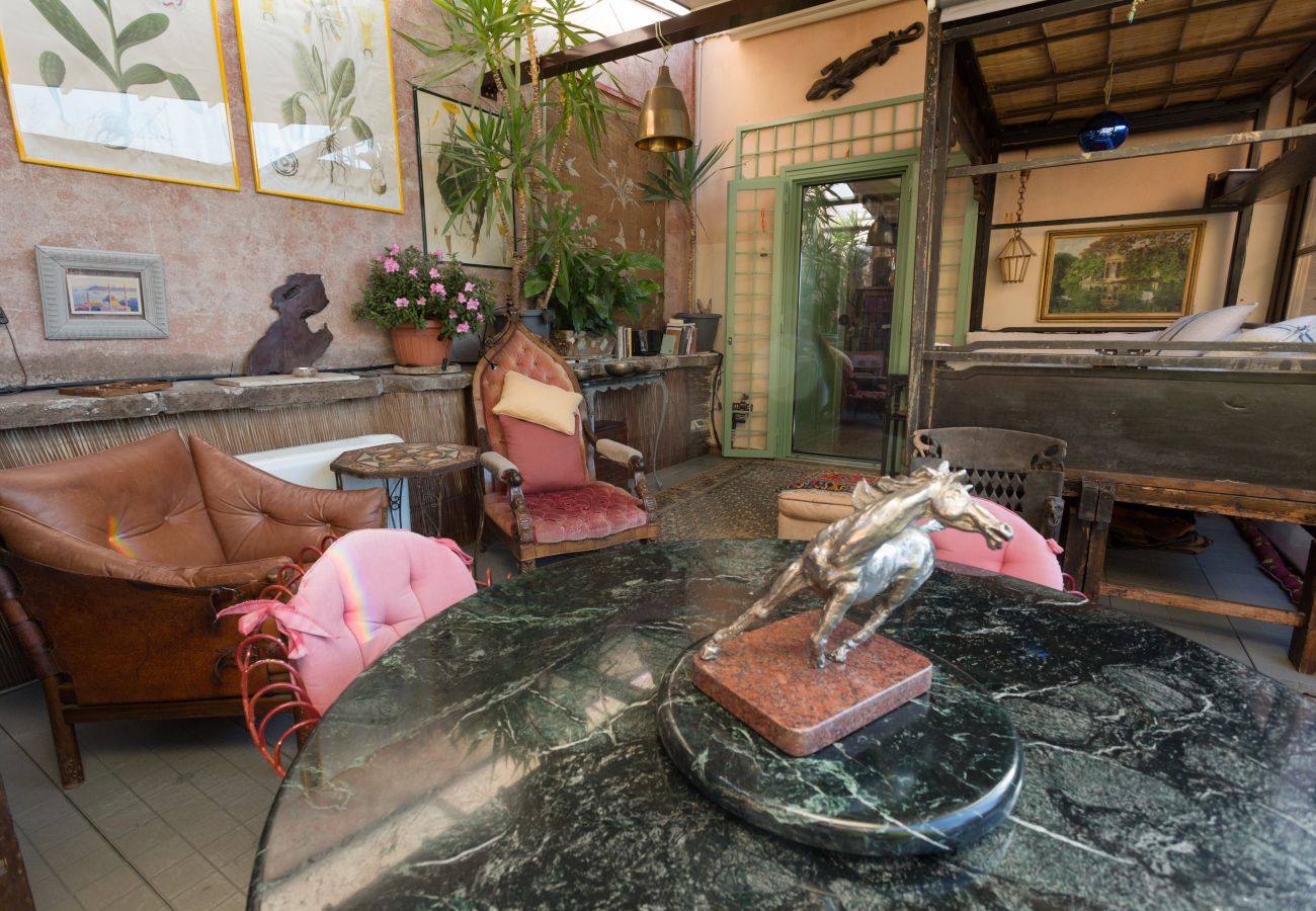 Apartment in Rome - The Trastevere Penthouse Experience