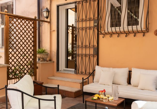 Apartment in Rome - The Pantheon Terrace Experience