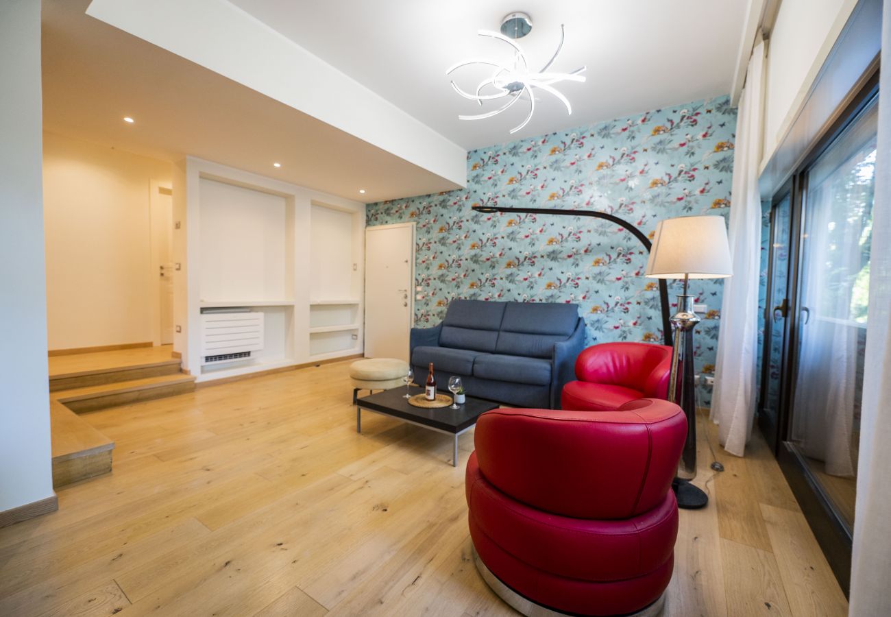 Apartment in Rome - Amazing House with Swimming Pool