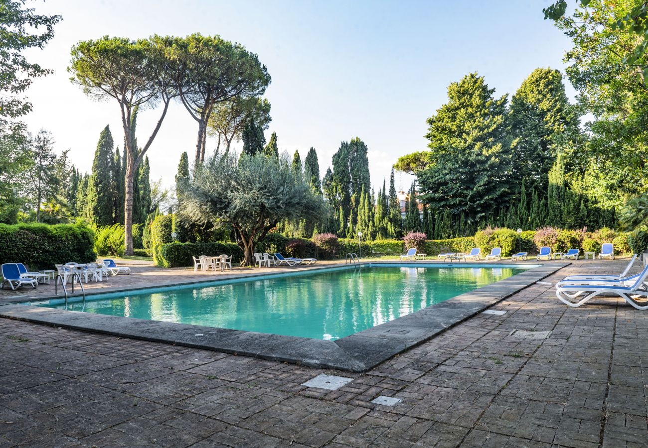Apartment in Rome - Amazing House with Swimming Pool