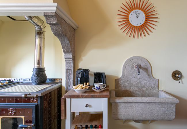Apartment in Burano - Wondrous Palazzetto 1619 in Magical Burano Island Apartment in Burano - Wondrous Palazzetto 1619 in Magical Burano Island