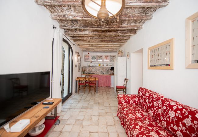 Villa in Rocca di Papa - Enchanting Family Country House near Rome Villa in Rocca di Papa - Enchanting Family Country House near Rome