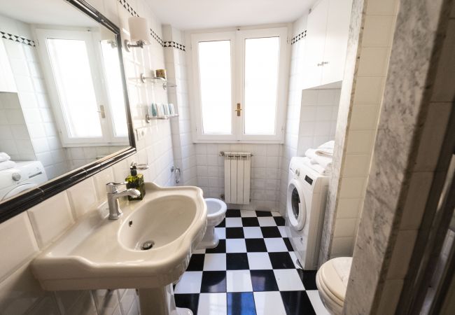 Apartment in Roma - Artsy and Elegant Apartment near Pantheon Apartment in Roma - Artsy and Elegant Apartment near Pantheon