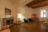Apartment in Roma - Chic and Style in Historical Via Giulia
