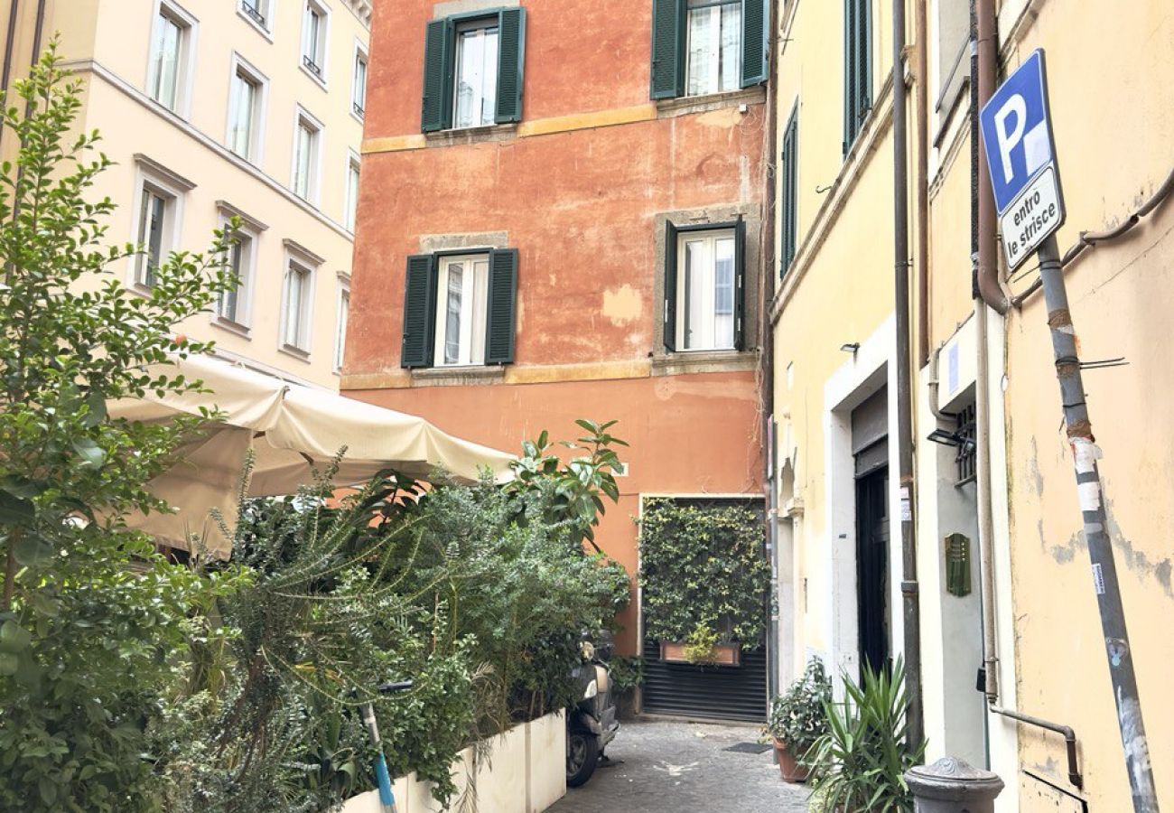 Apartment in Rome - Charm and Style by Campo de' Fiori