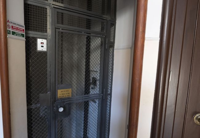 Apartment in Roma - Testaccio Luminous and Large Apartment Apartment in Roma - Testaccio Luminous and Large Apartment