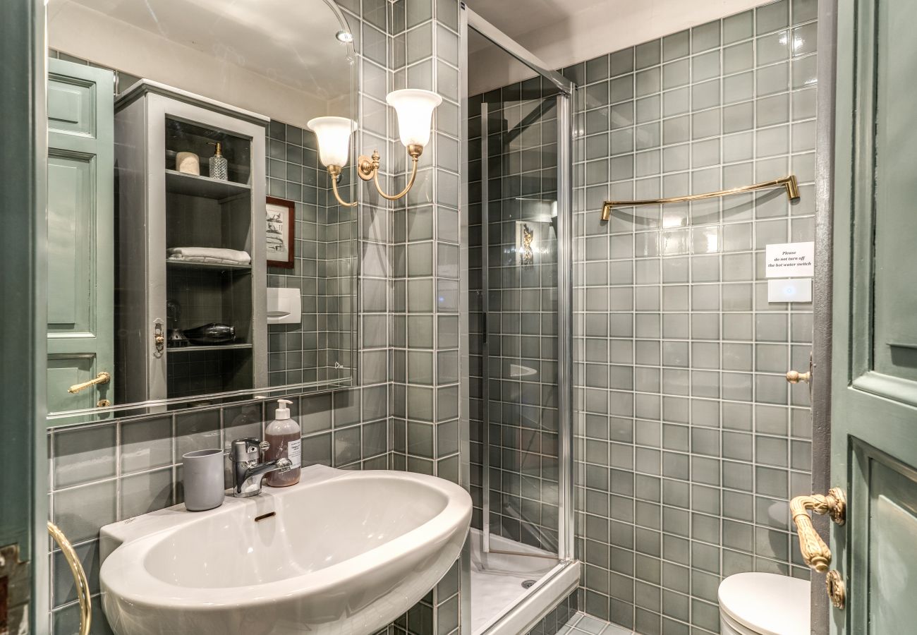 Apartment in Rome - Stylish 2 Bdr Apt with Balcony by Pantheon & Forum