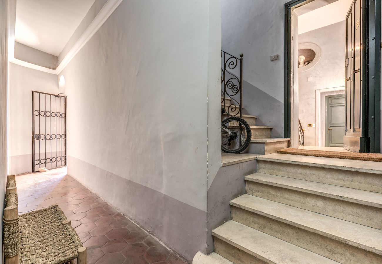 Apartment in Rome - Stylish 2 Bdr Apt with Balcony by Pantheon & Forum