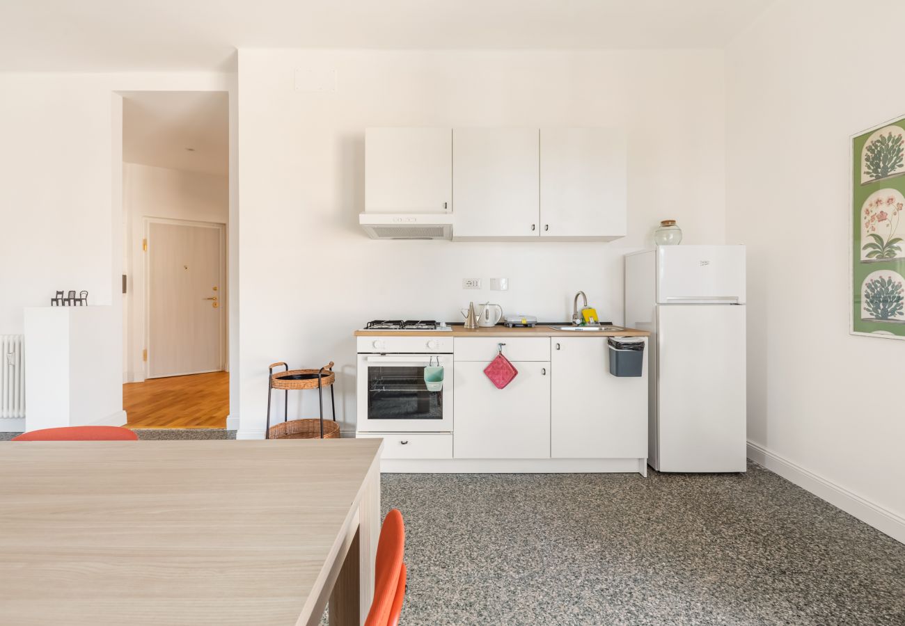 Apartment in Rome - Bright apartment in quiet and green area
