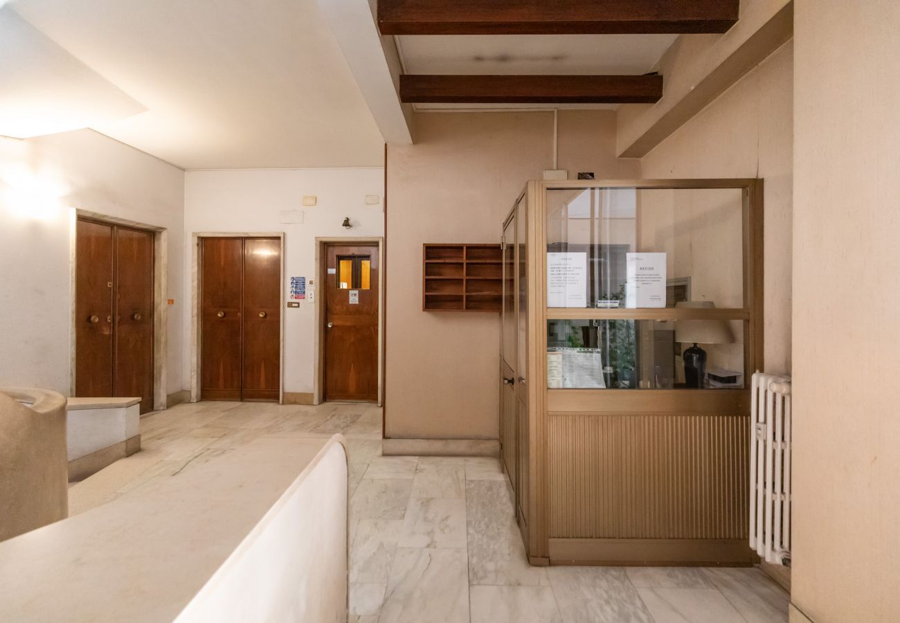 Apartment in Rome - Bright and Spacious Family Apartment in Parioli