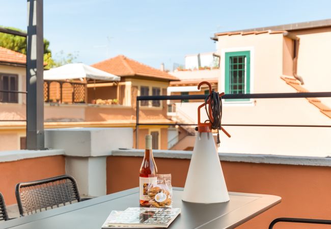 Apartment in Roma - Fantastic Penthouse over the Roman Sky Apartment in Roma - Fantastic Penthouse over the Roman Sky