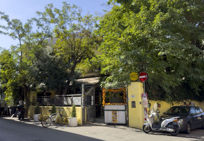 Apartment in Roma - Lovely Apartment in Hip and Vibrant Pigneto Apartment in Roma - Lovely Apartment in Hip and Vibrant Pigneto