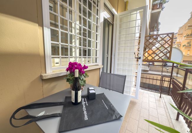 Apartment in Roma - Lovely Design Apartment with Balcony Apartment in Roma - Lovely Design Apartment with Balcony