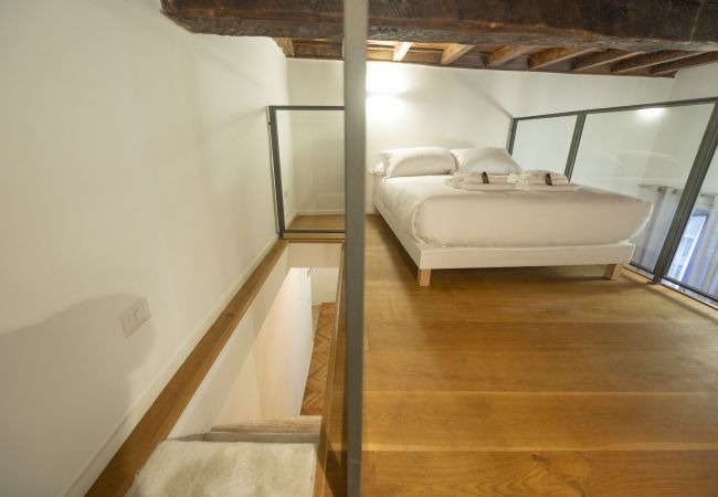 Apartment in Roma - Spanish Steps Romantic Nest with Balcony Apartment in Roma - Spanish Steps Romantic Nest with Balcony
