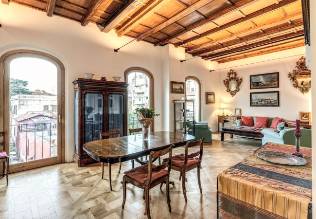 Apartment in Rome - Trastevere Outstanding  4 BR Terraced Apartment