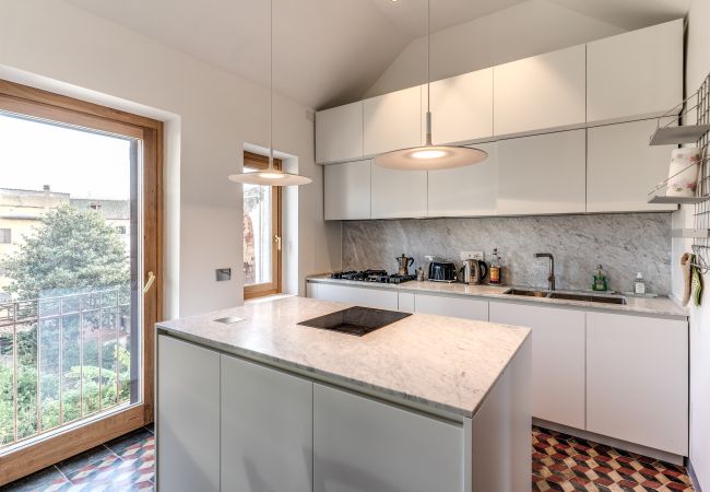 Apartment in Roma - Trastevere Outstanding  4 BR Terraced Apartment Apartment in Roma - Trastevere Outstanding  4 BR Terraced Apartment