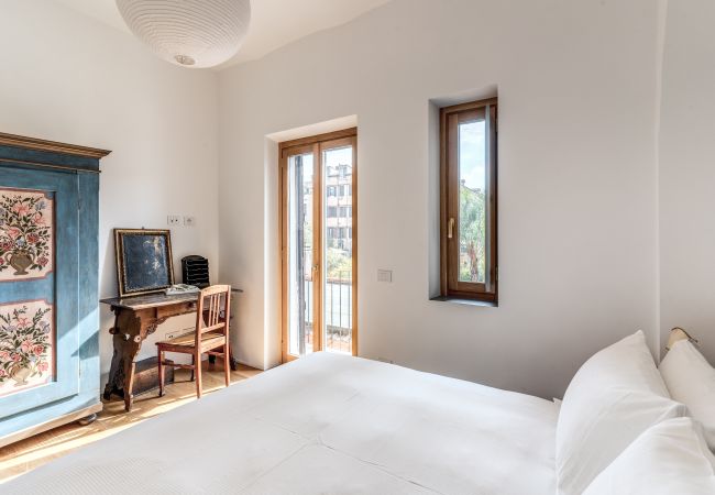 Apartment in Roma - Trastevere Outstanding  4 BR Terraced Apartment Apartment in Roma - Trastevere Outstanding  4 BR Terraced Apartment