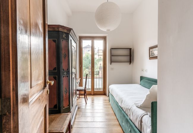 Apartment in Roma - Trastevere Outstanding  4 BR Terraced Apartment Apartment in Roma - Trastevere Outstanding  4 BR Terraced Apartment
