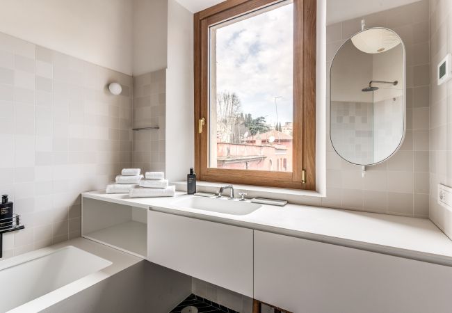 Apartment in Roma - Trastevere Outstanding  4 BR Terraced Apartment Apartment in Roma - Trastevere Outstanding  4 BR Terraced Apartment