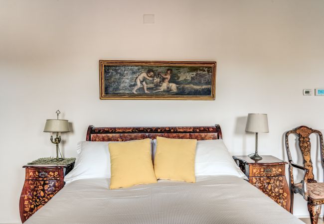 Apartment in Roma - Trastevere Outstanding  4 BR Terraced Apartment Apartment in Roma - Trastevere Outstanding  4 BR Terraced Apartment