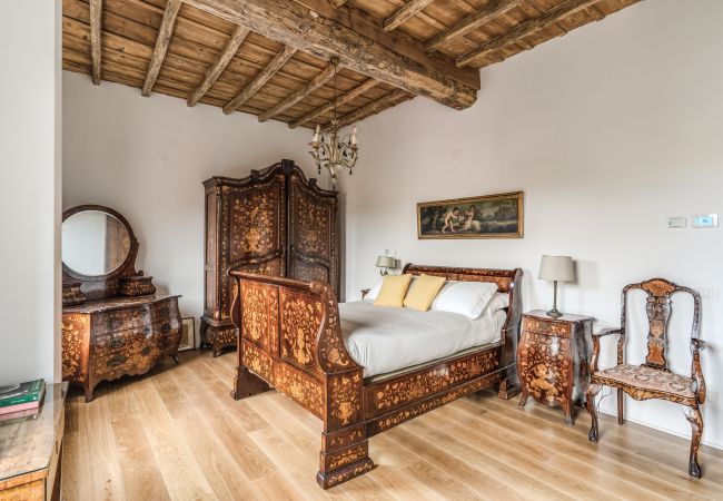 Apartment in Roma - Trastevere Outstanding  4 BR Terraced Apartment Apartment in Roma - Trastevere Outstanding  4 BR Terraced Apartment