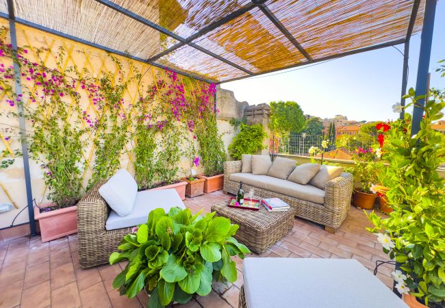 Apartment in Roma - Trastevere Outstanding  4 BR Terraced Apartment Apartment in Roma - Trastevere Outstanding  4 BR Terraced Apartment