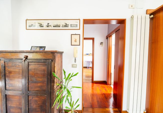 Apartment in Roma - Lovely 2BR Garden House in Beautiful Green Area Apartment in Roma - Lovely 2BR Garden House in Beautiful Green Area