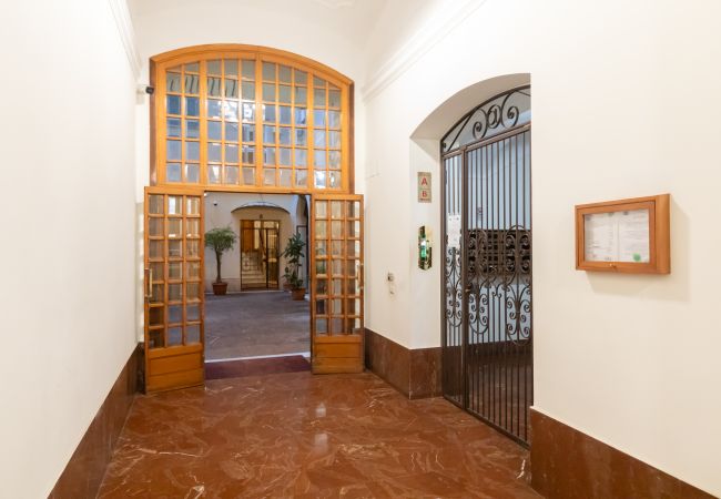 Apartment in Roma - Esquilino Lightsome Apartment Apartment in Roma - Esquilino Lightsome Apartment