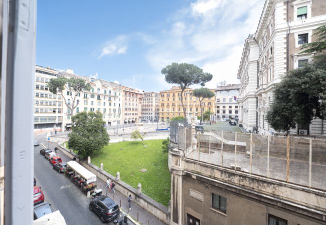 Apartment in Roma - Splendor Eternal 3 BR Apartment in the City Center Apartment in Roma - Splendor Eternal 3 BR Apartment in the City Center