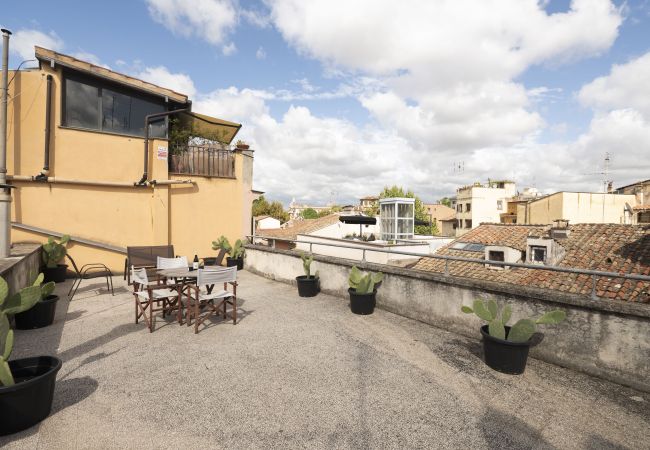 Studio in Roma - Trastevere Romantic Nest Studio in Roma - Trastevere Romantic Nest