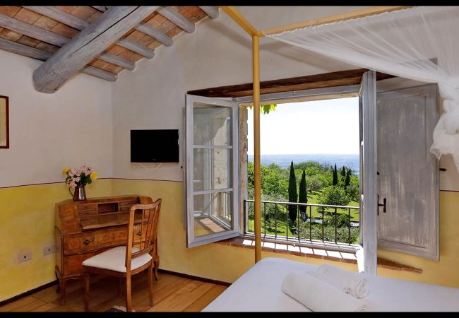 Villa in Civitella Del Lago - Countryside Pool Villa in Umbria Villa in Civitella Del Lago - Countryside Pool Villa in Umbria