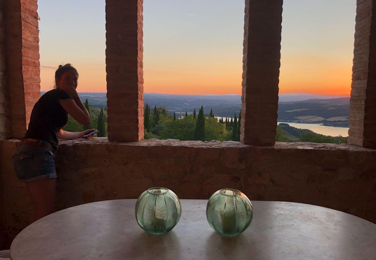Villa in Civitella Del Lago - Countryside Pool Villa in Umbria
