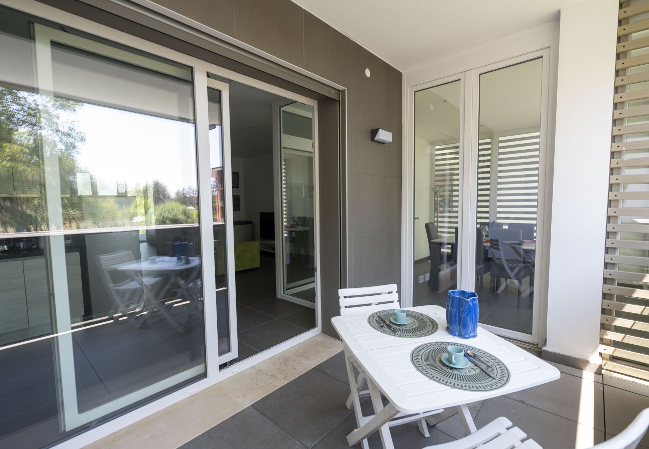 Apartment in Rome - Modern Family 2 BR Apartment in Residential Area