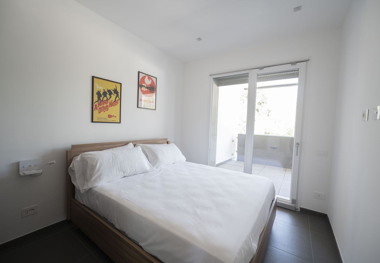 Apartment in Rome - Modern Family 2 BR Apartment in Residential Area