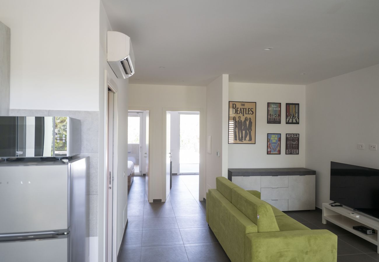 Apartment in Rome - Modern Family 2 BR Apartment in Residential Area